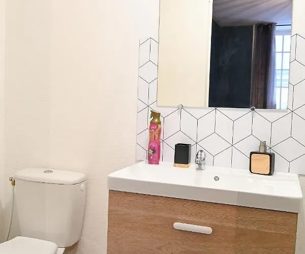 L'acacia #hyper-centre #marche Couvert * Cognac