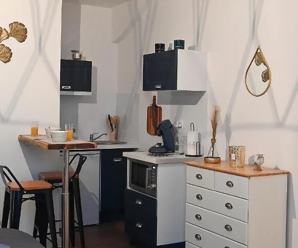 L'acacia #hyper-centre #marche Couvert Cognac